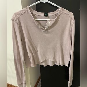Women’s L light pink cropped long sleeve